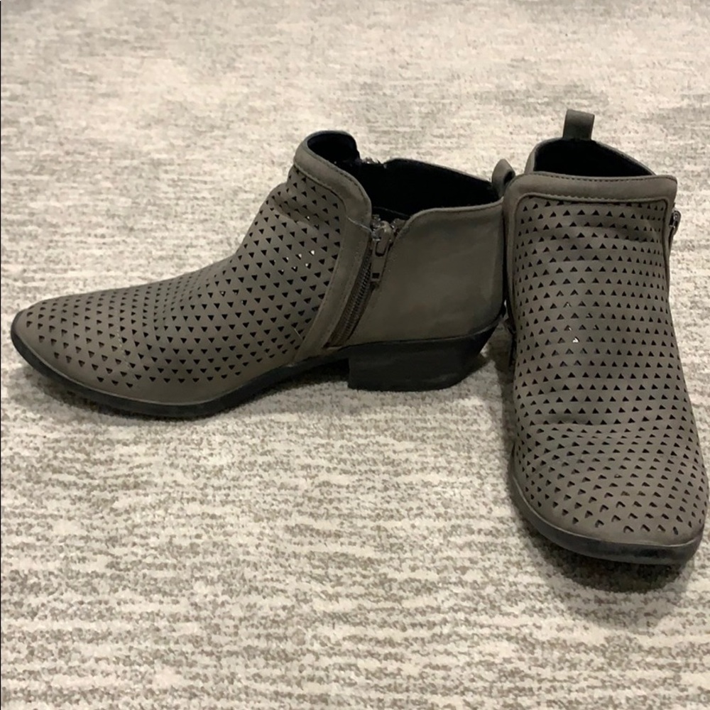 Booties! - Picture 2 of 5